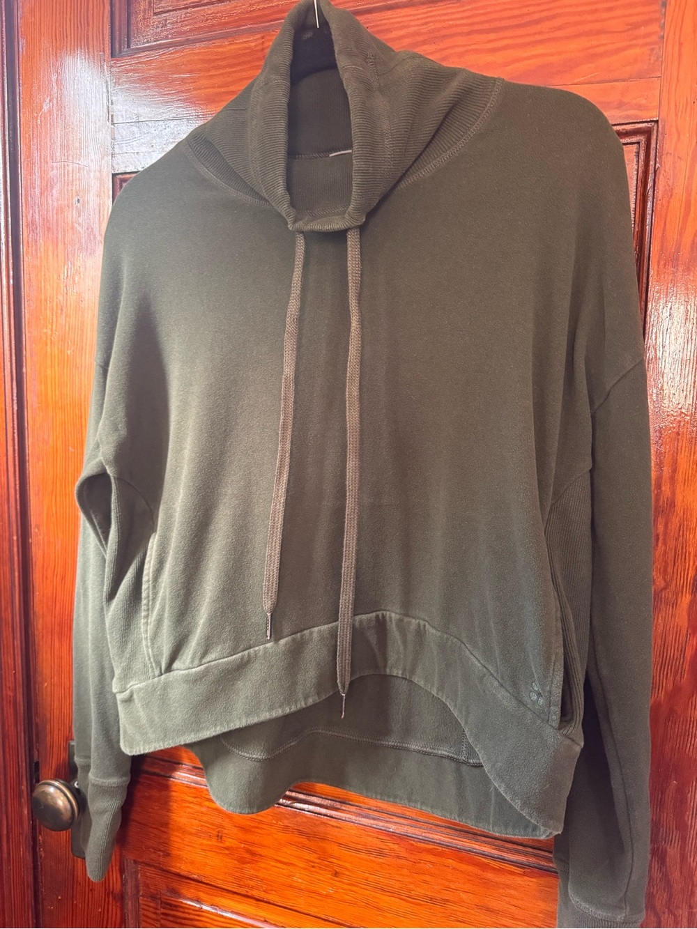 Sweaty Betty Escape Luxe Fleece Hoodie – Nori Green size 6